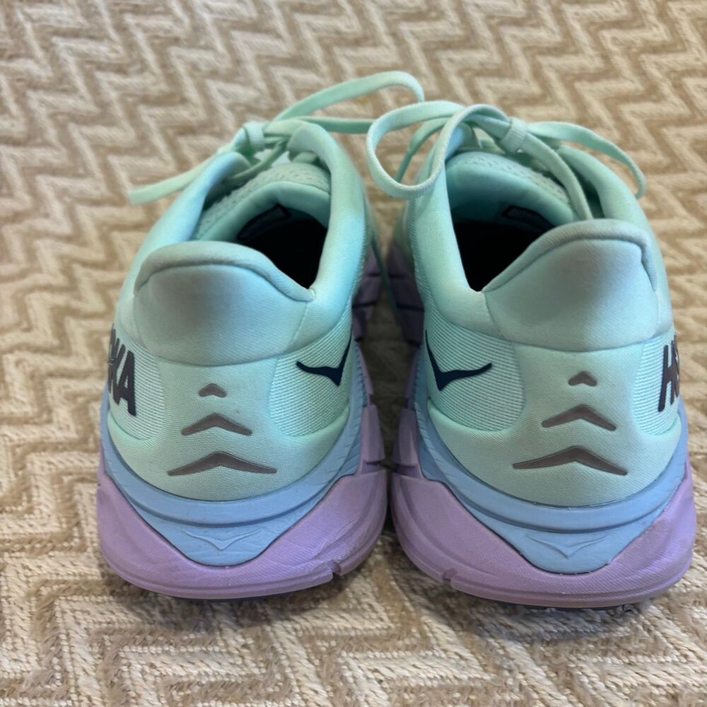 Hoka One One Women’s Arahi 6 Athletic Running Shoes - Picture 7 of 11